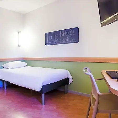 Ibis Budget Sud 2*